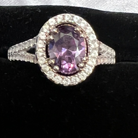 Beautiful Sterling Silver and Rose Gold Amethyst Ring. ๐ - Picture 8 of 9
